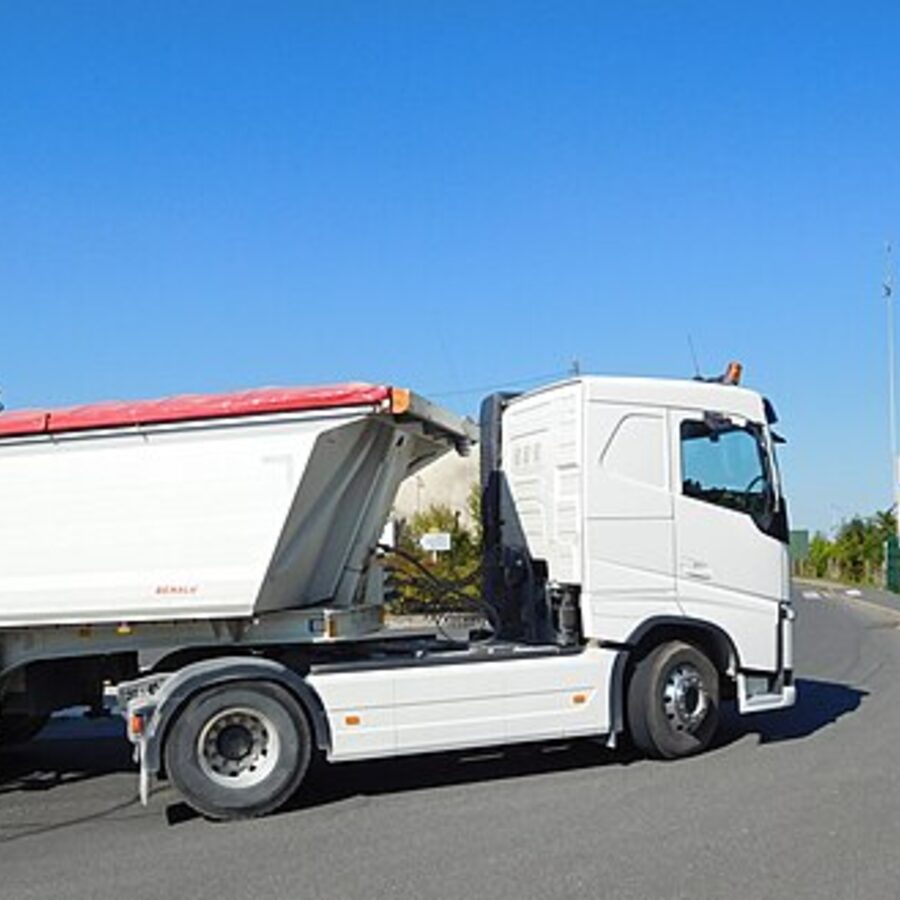 SummitHaul Commercial LT265/70R17